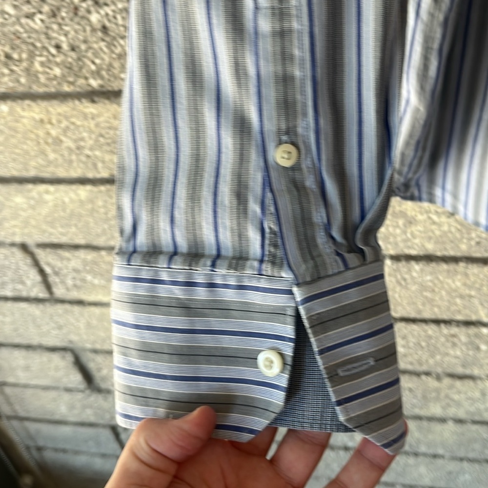 Banana Republic Button down - Picture 8 of 9